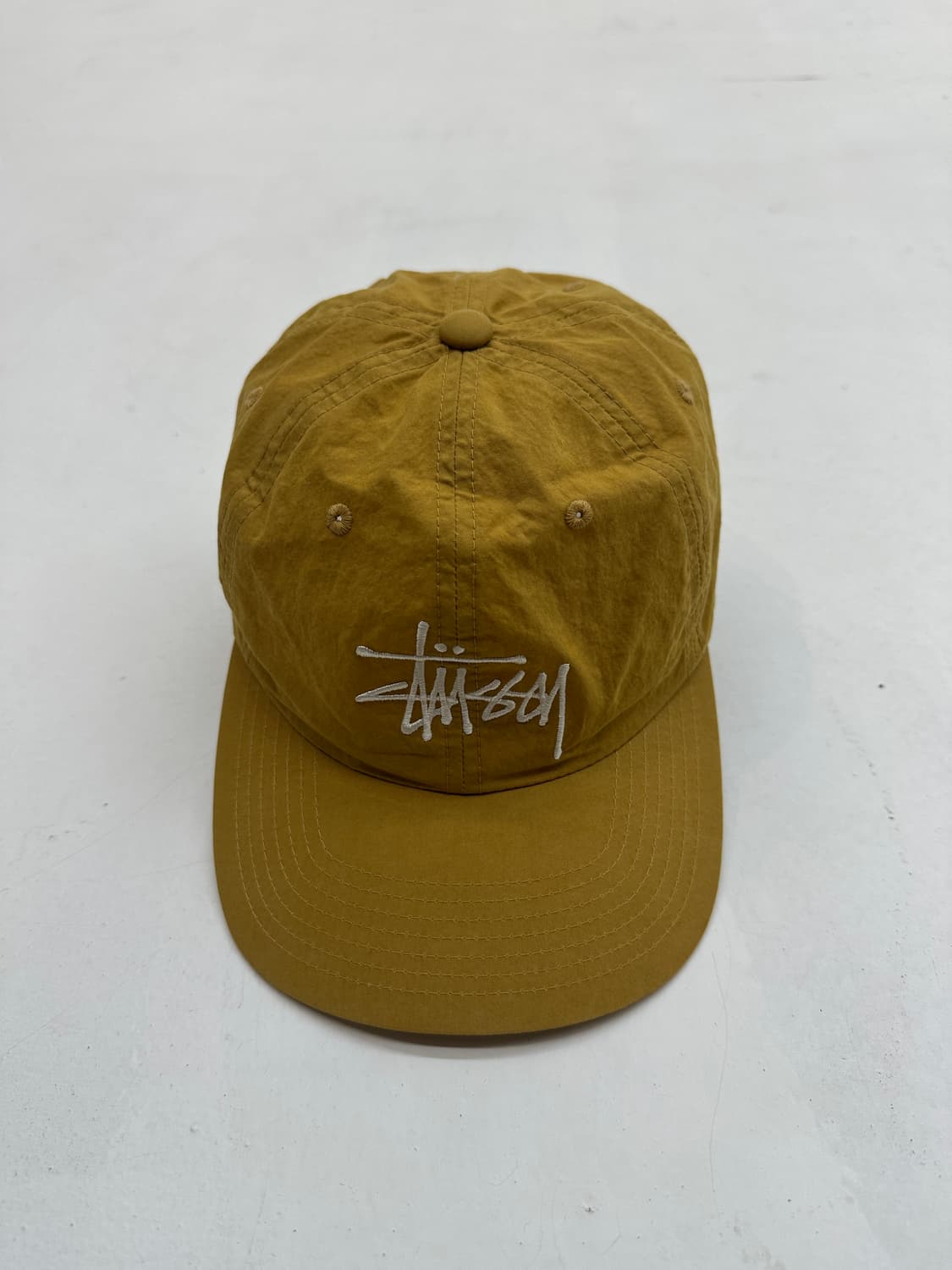 스투시 바이오 워시드 빅 로고 로우 프로 캡 골드 상품이미지1