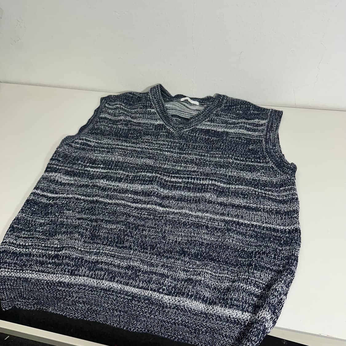 M 100 키뮤어 나염네이비 루즈핏 아크릴 니트베스트 상품이미지2