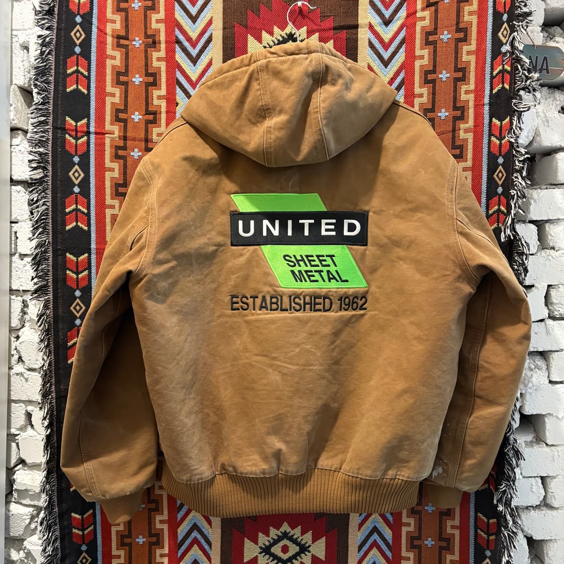 90‘s 칼하트 J130 덕 엑티브 후드 워크자킷 상품이미지2