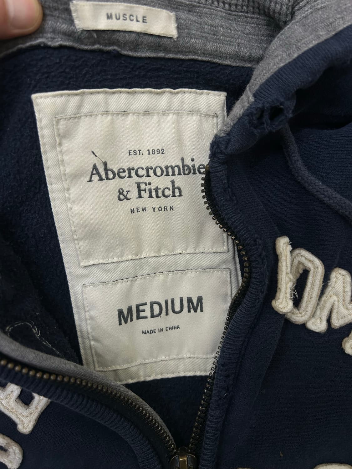 [M]아베크롬비 그런지 스펠아웃 후드집업/네이비/기모 상품이미지5