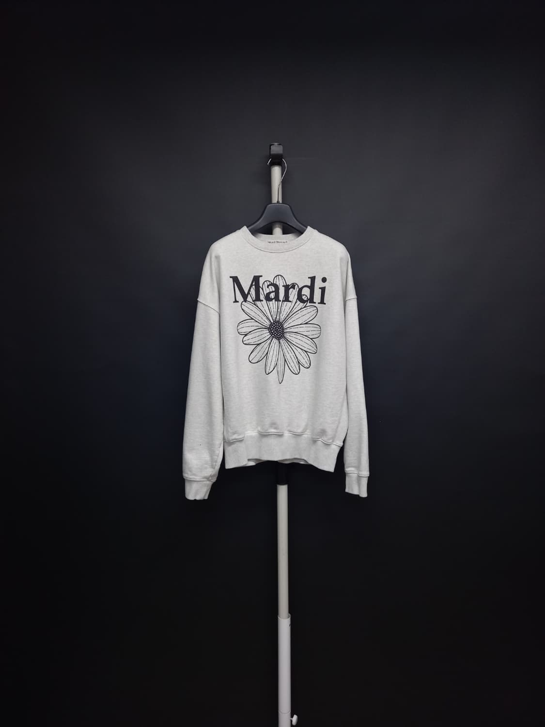 마르디메크르디 춘추동 루즈박시핏 맨투맨 F 44-77 상품이미지1