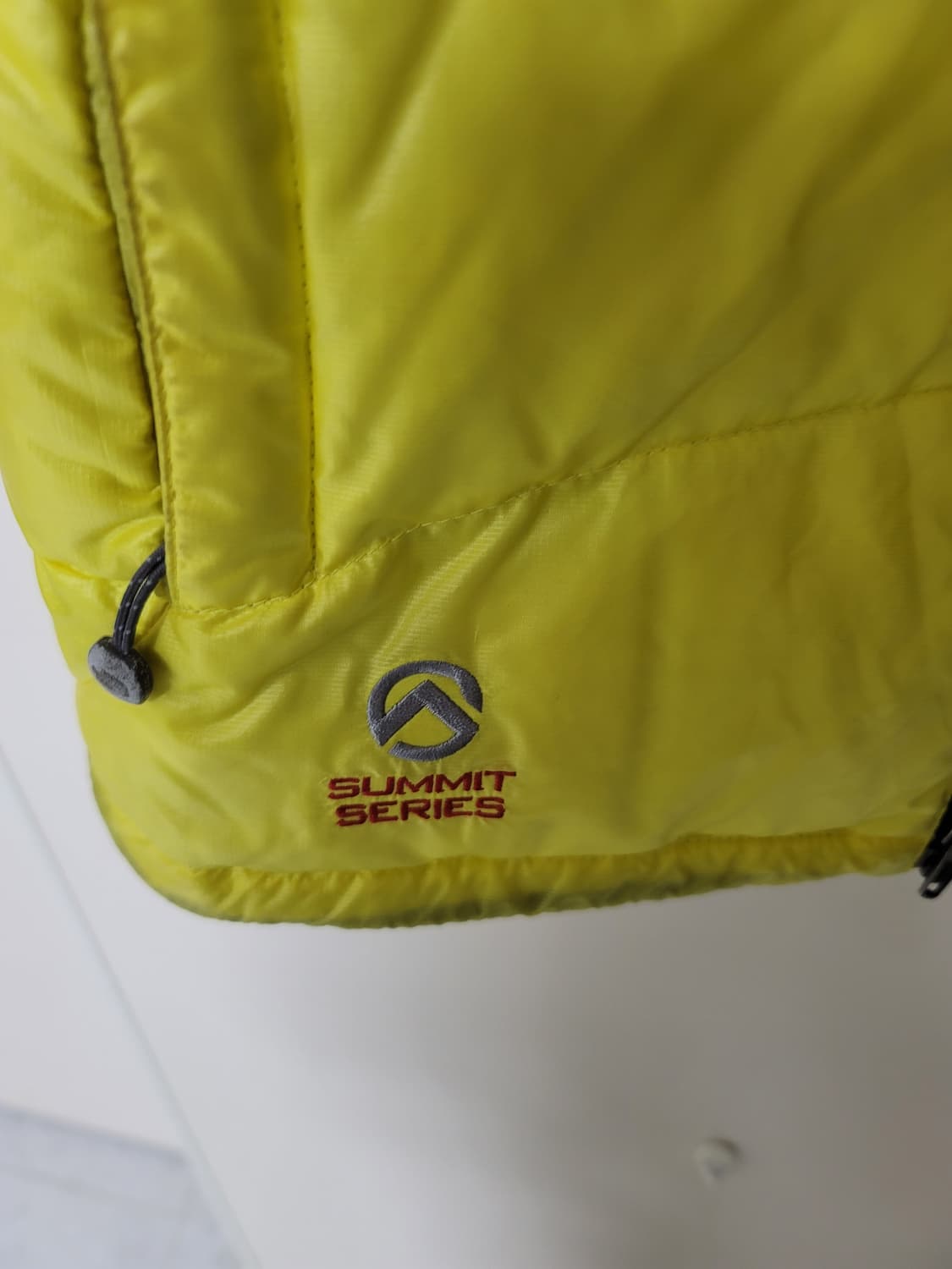 노스페이스 써밋시리즈 덕다운 패딩조끼 85표기 90정 상태굿
 상품이미지4