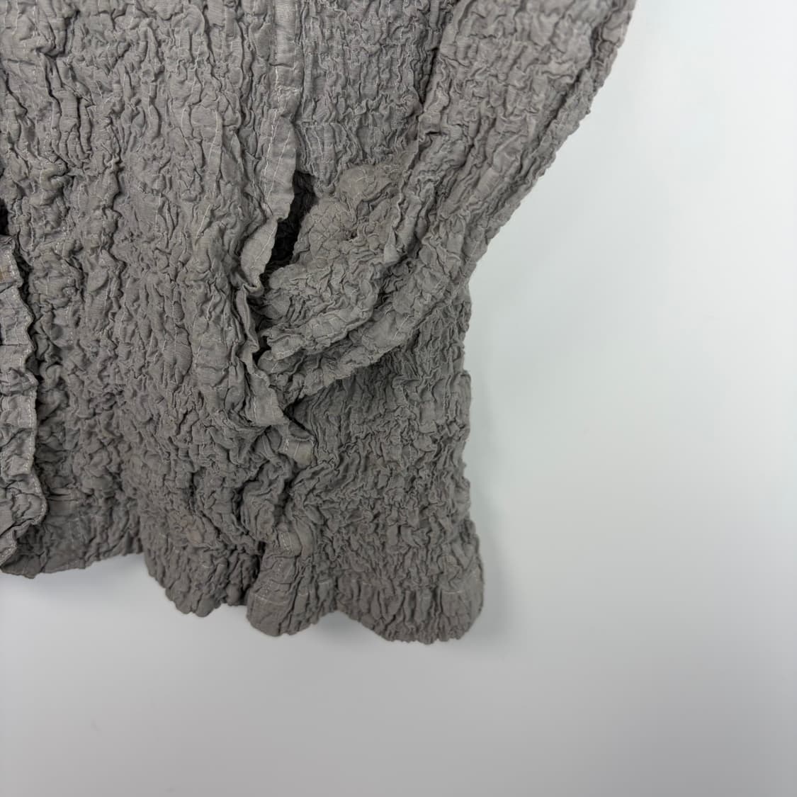 이세이미야케 주름 패턴 자켓 셔츠 가디건 상품이미지4