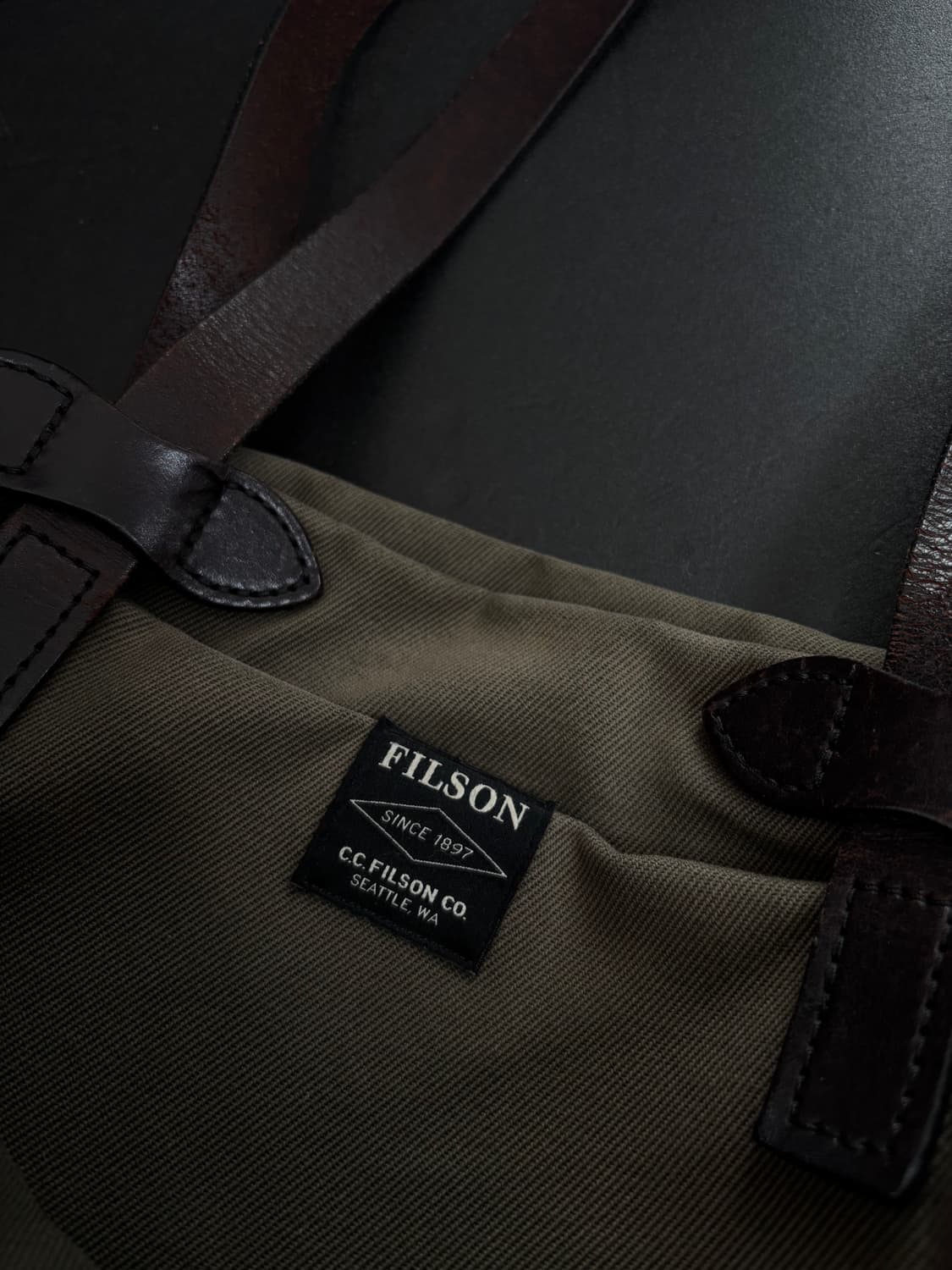필슨Filson 러기드 트윌 토트백 상품이미지8