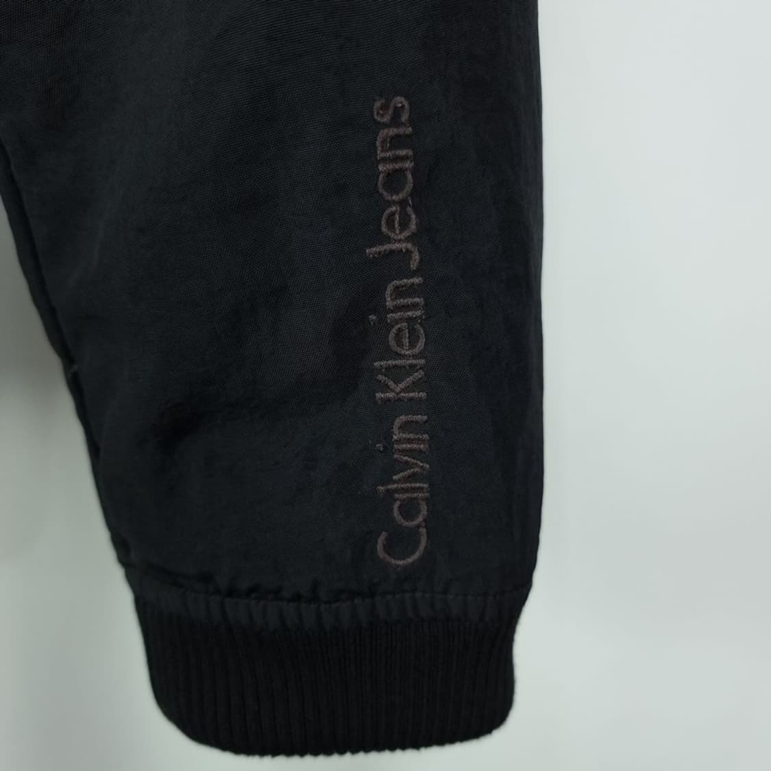 [캘빈클라인] 빈티지 후드 봄버 자켓 블랙 M19726 상품이미지8