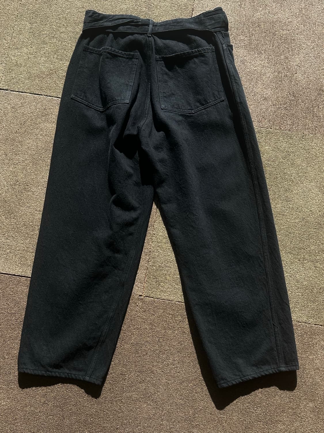 [1] 코모리 벨티드 데님 팬츠 상품이미지2