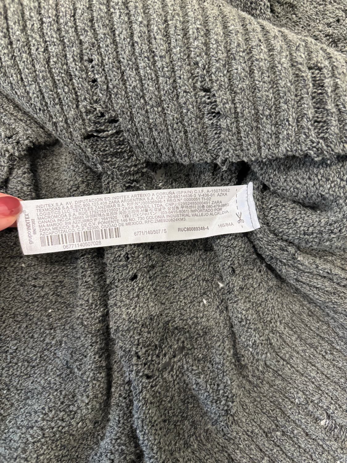 zara destroyed open-work knit 상품이미지4