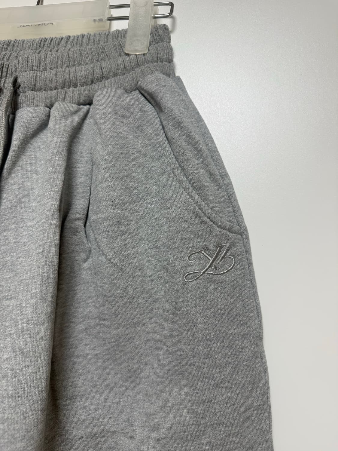 유민하 플리츠 파라슈트 스웻팬츠 (28) 상품이미지2