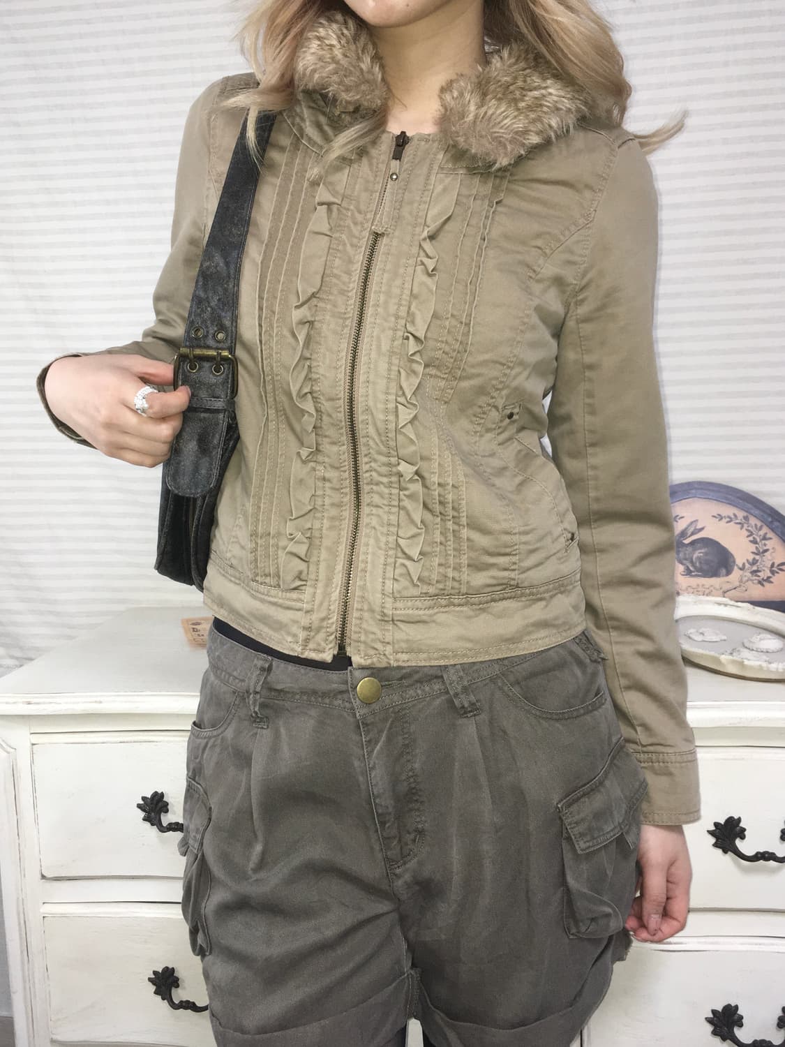 jpn vintage khaki brown frill fur jacket 상품이미지3