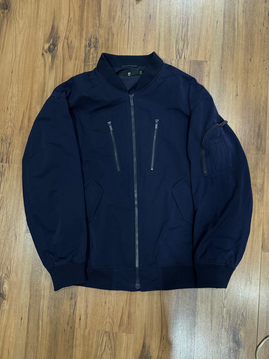 유니클로 질샌더 항공자켓 XL사이즈 상품이미지1