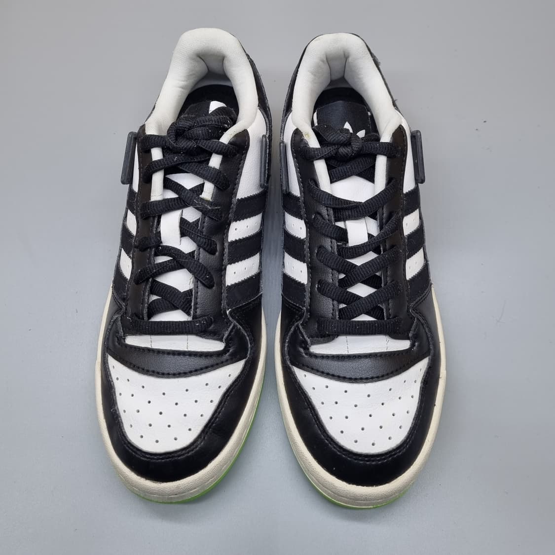 아디다스 포럼로우 여성운동화240 상품이미지2