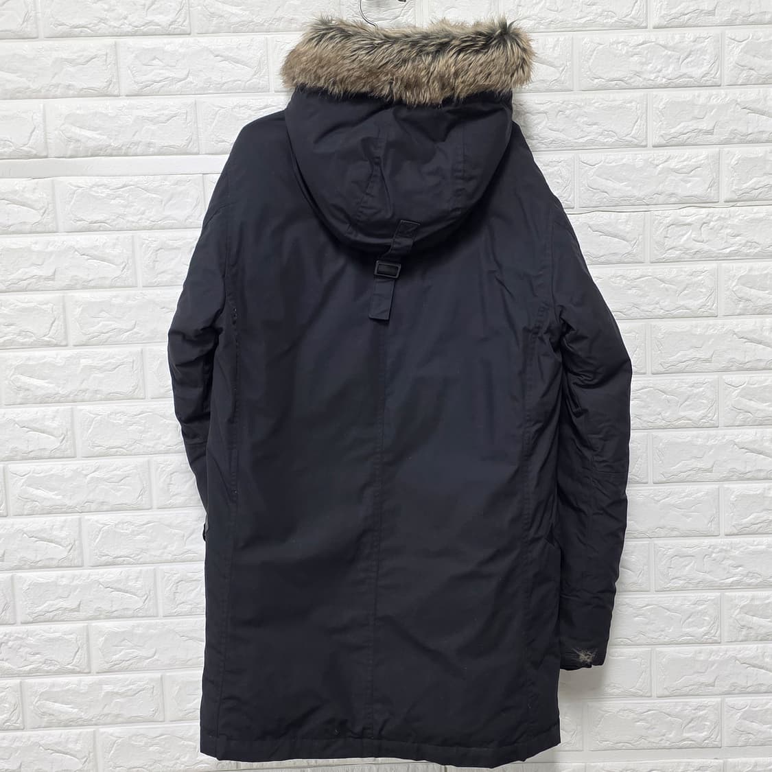 택포// 리바이스 남성 블랙 다운 패딩 S 상품이미지4