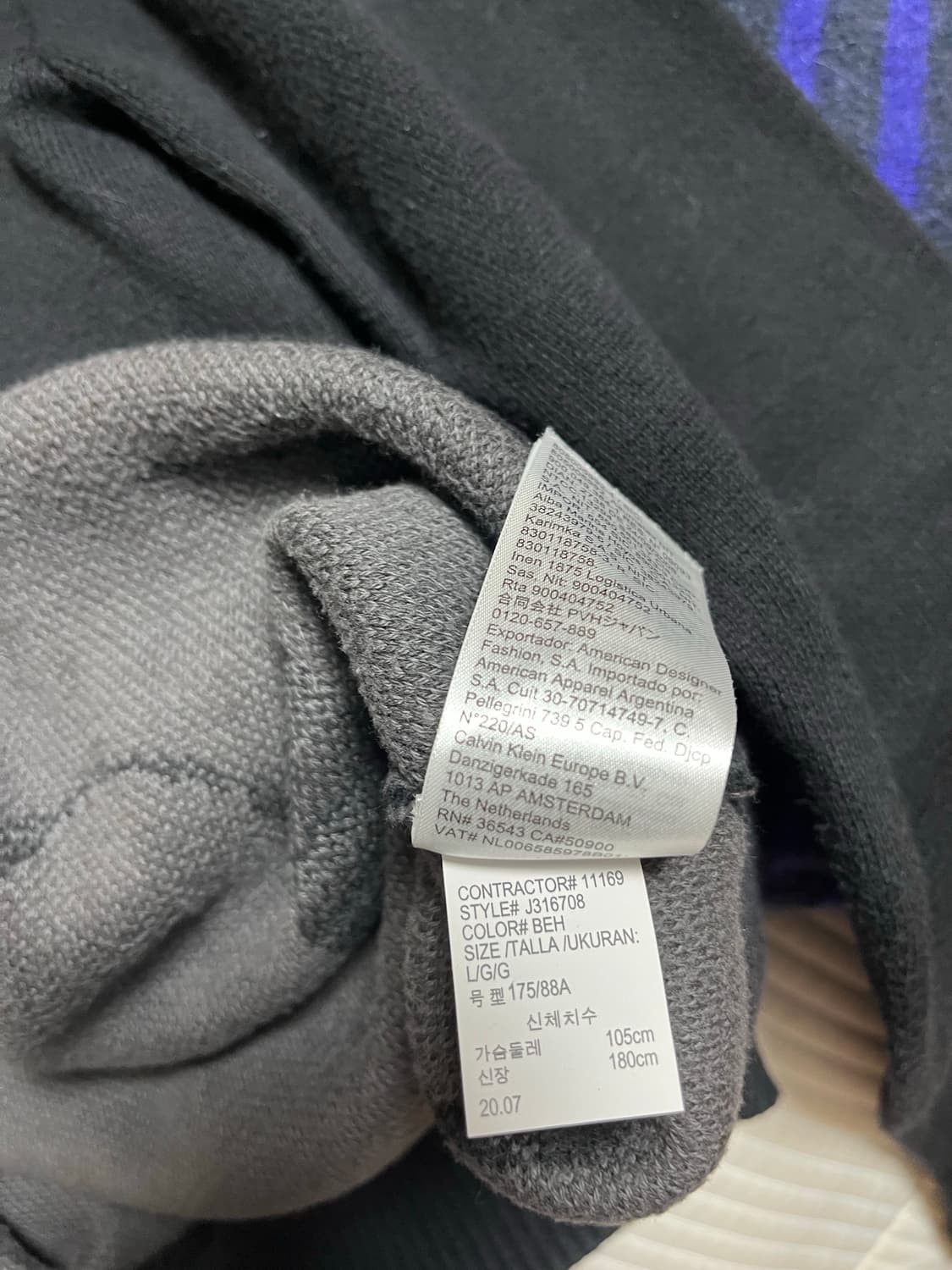 [L] 캘빈클라인 진스 애니멀 패턴 니트 상품이미지4