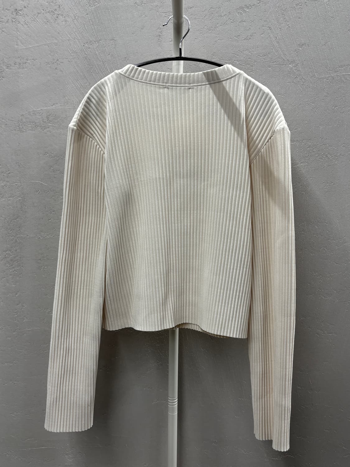 we are 위아 화이트 가디건  상품이미지6