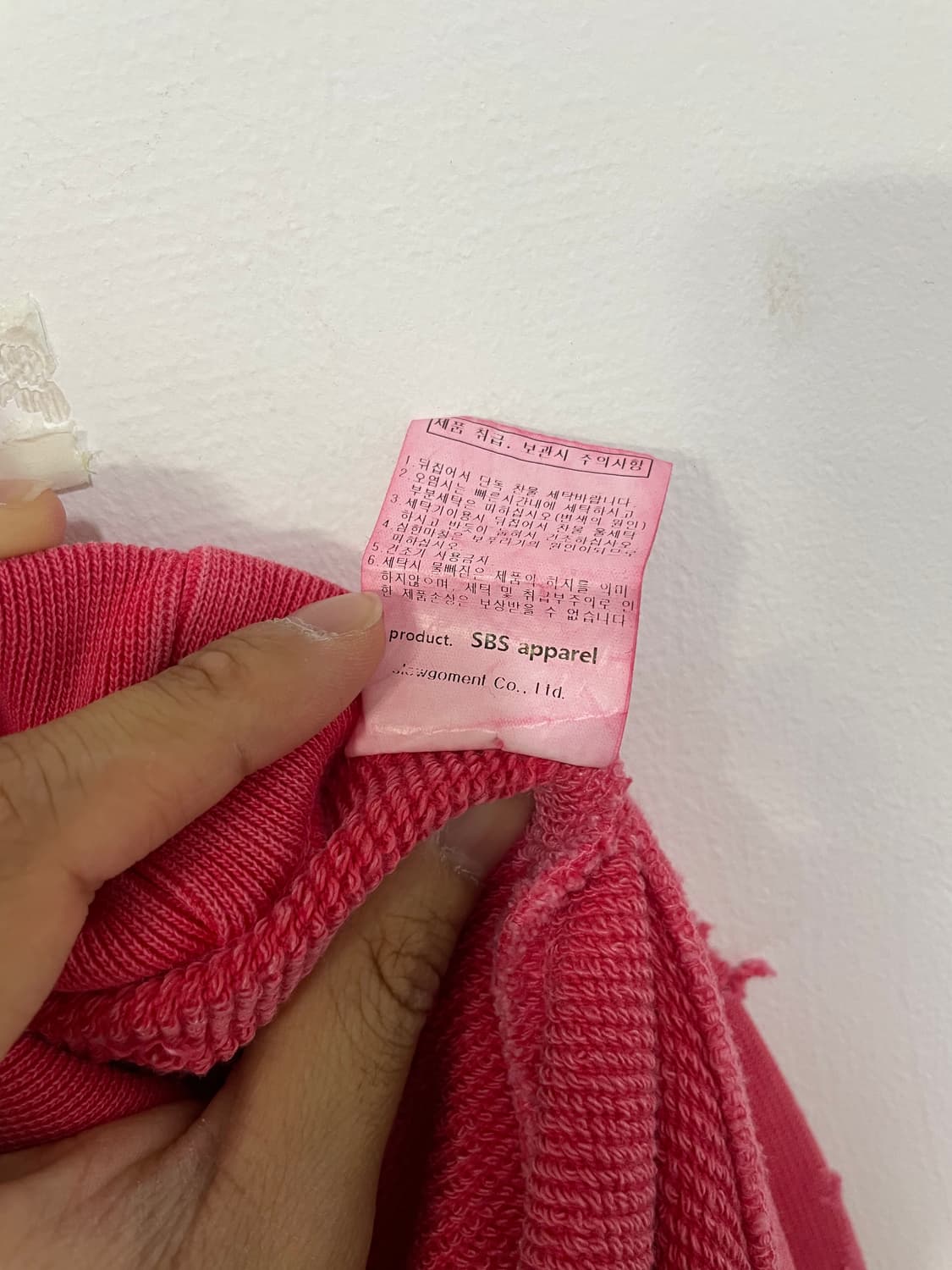 어텐션로우 피그먼트 데미지 맨투맨 상품이미지8