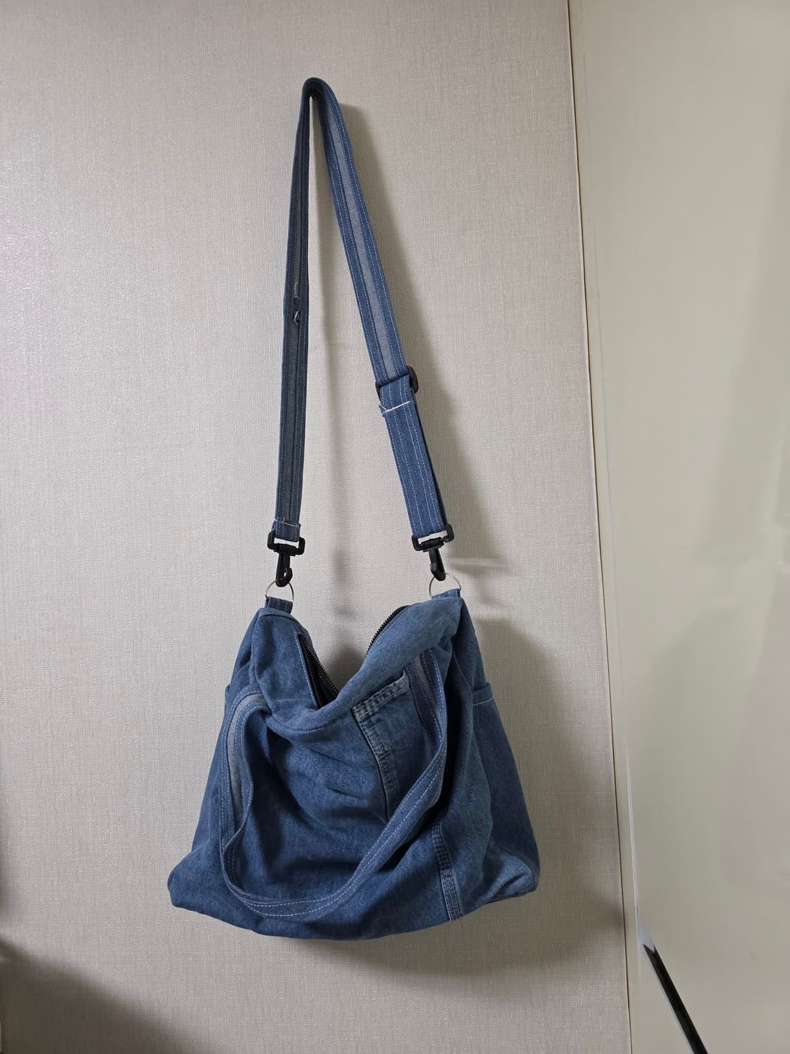 빈티지 커스텀 칼하트 데님 크로스백 상품이미지2