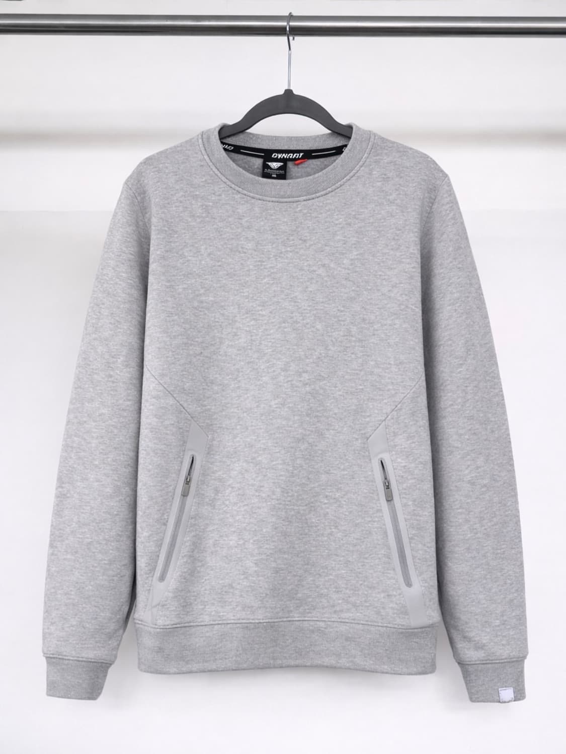 다이나핏 맨투맨 상품이미지1