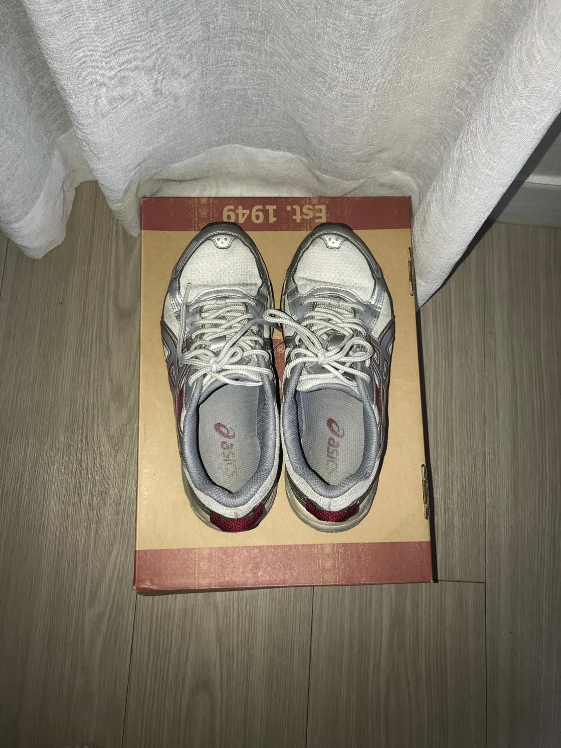 아식스 젤벤쳐 6 글레이셔 그레이 시트락 신발  상품이미지3