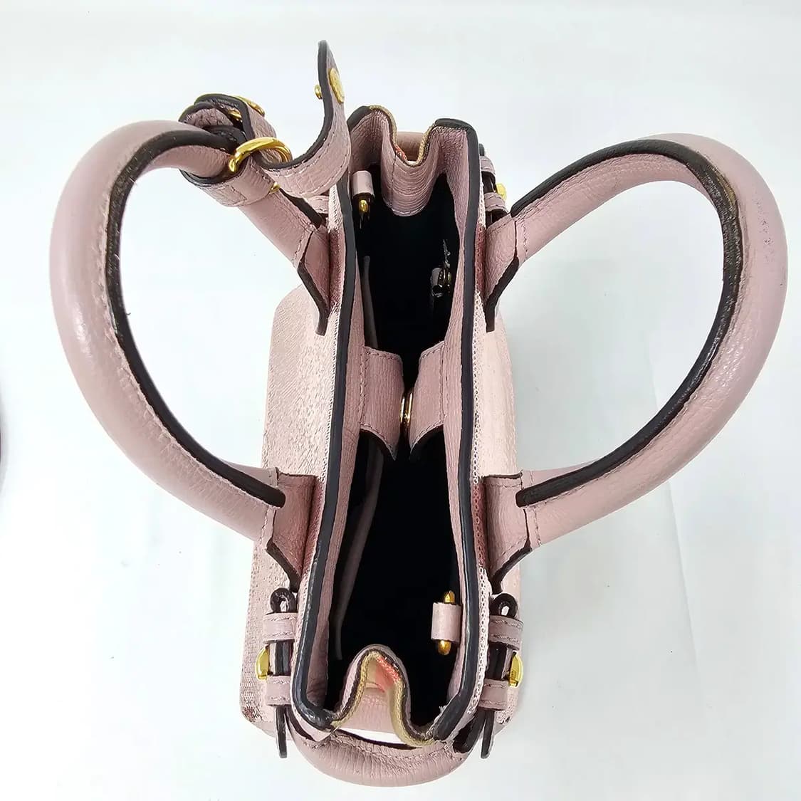 정품 버버리 하우스 체크 배너백 스몰 (스팽글 레더) 상품이미지4