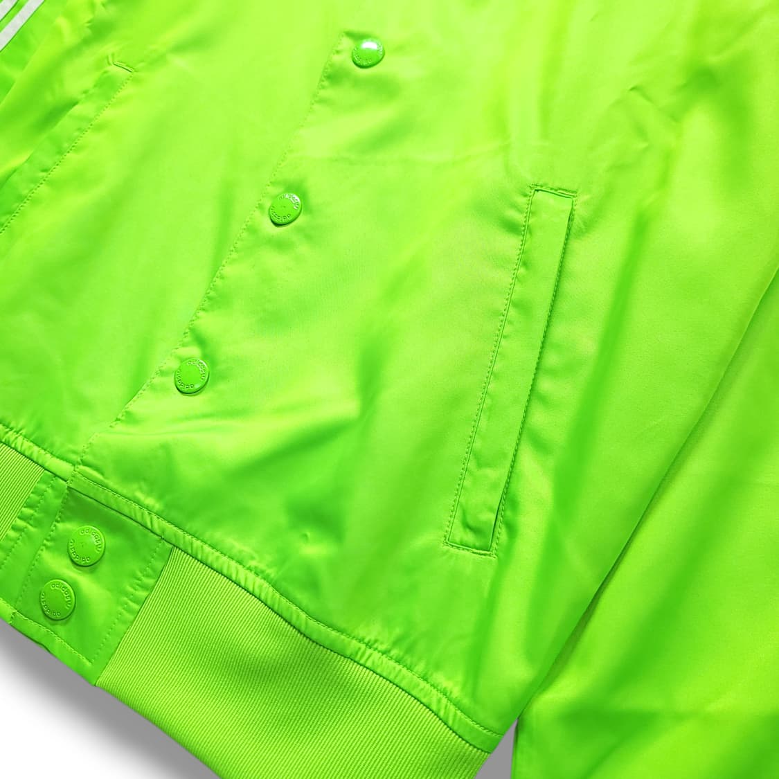 [95] 아디다스 네온그린 퍼렐 윌리엄스 콜라보레이션 트랙 자켓 상품이미지5