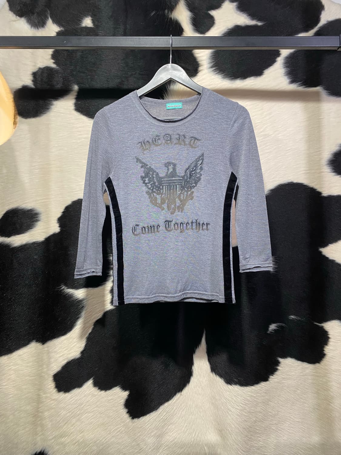 Anna kerry 벨벳라인 디테일 슬림핏 7부슬리브 상품이미지2