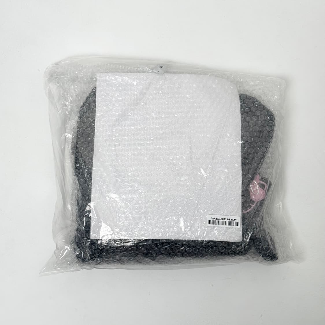 (새상품) 아떼바네사브루노 x 헬로키티 르봉 레오파드 그레이 백팩 겸 숄 상품이미지9