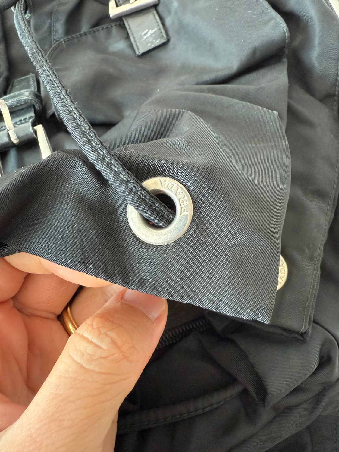 프라다(PRADA) 나일론백팩(내부포켓 지퍼 opti zip,ITALY) 상품이미지8