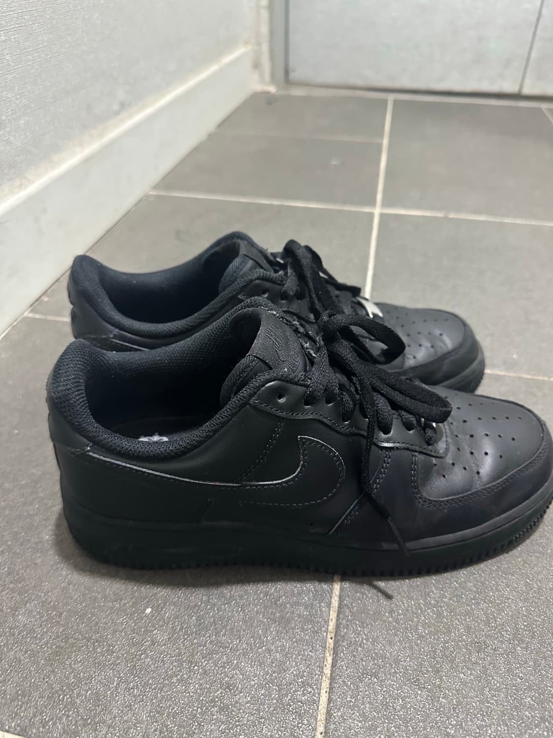 나이키 에어포스1 블랙(255) 상품이미지3