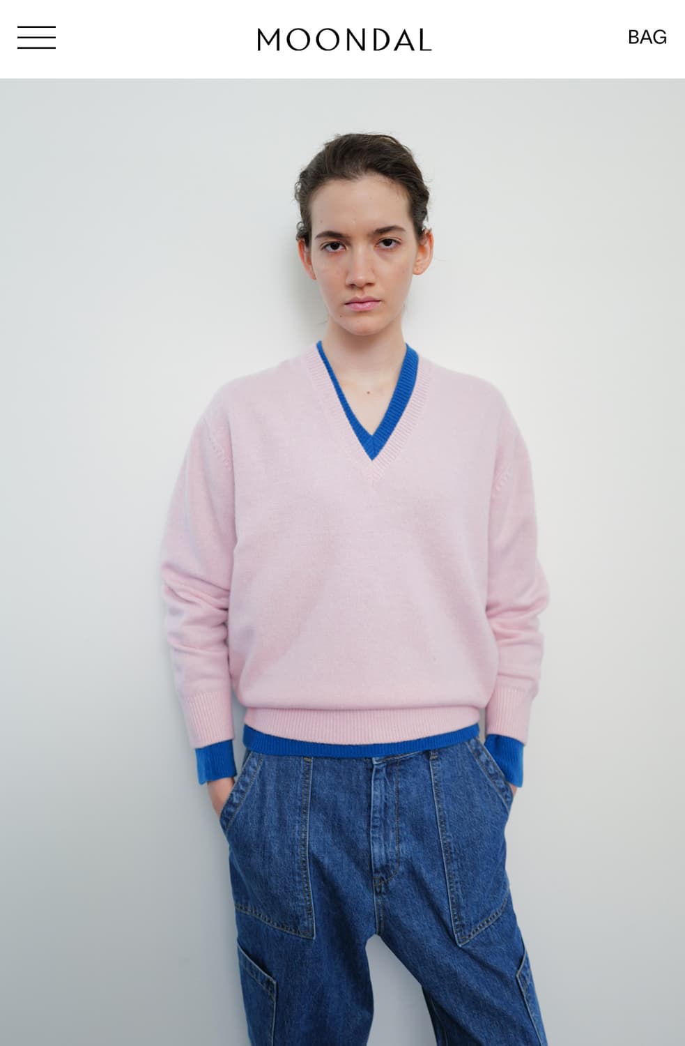 문달 15 Deep V-Neck Knit in Pink 상품이미지1