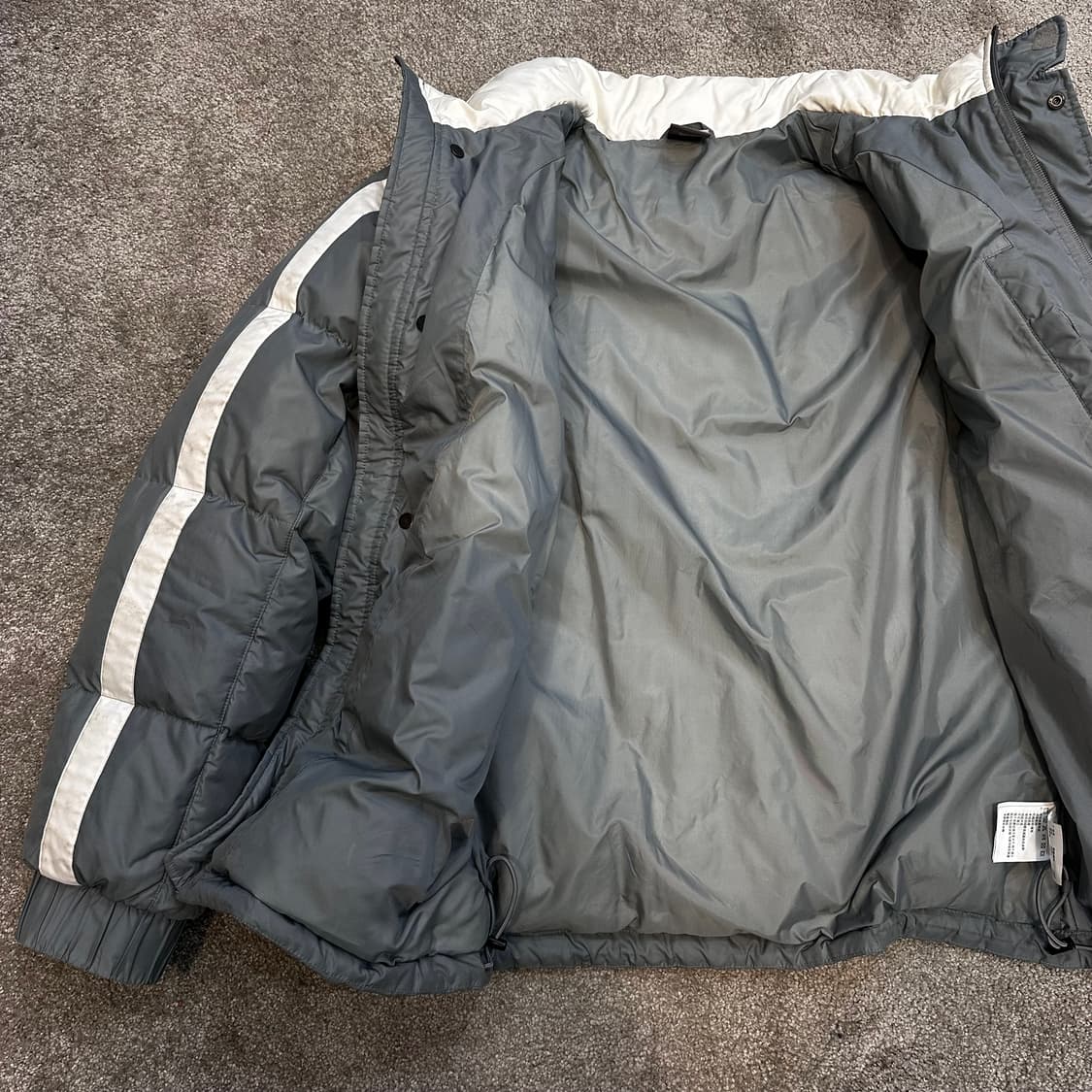 나이키 올드스쿨 사이드라인 덕다운 푸퍼 패딩L 상품이미지5