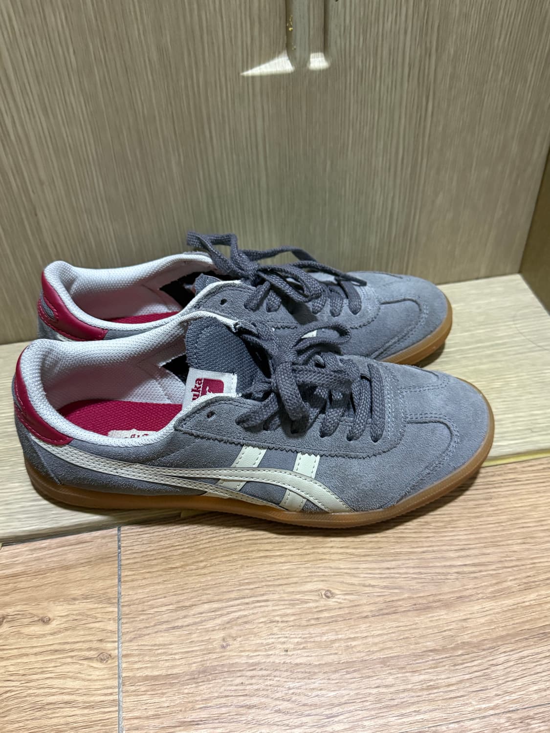 오니츠카 타이거 토쿠텐 다크 그레이 235 상품이미지3