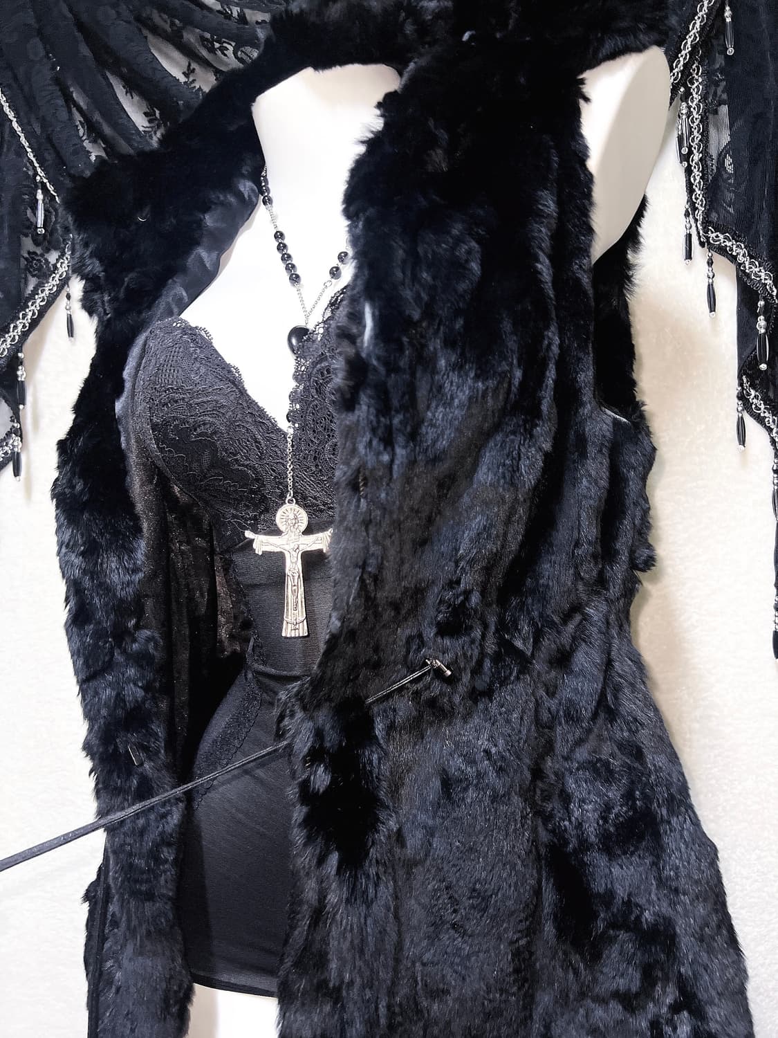 로맨틱고딕 고스펑크 오네갸루 핀터 모피 리얼퍼조끼 털코트 자켓 나나페어리 상품이미지4