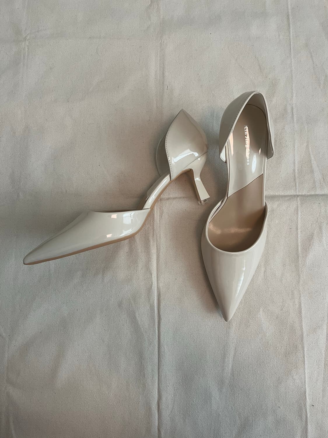 white stiletto heels 상품이미지3