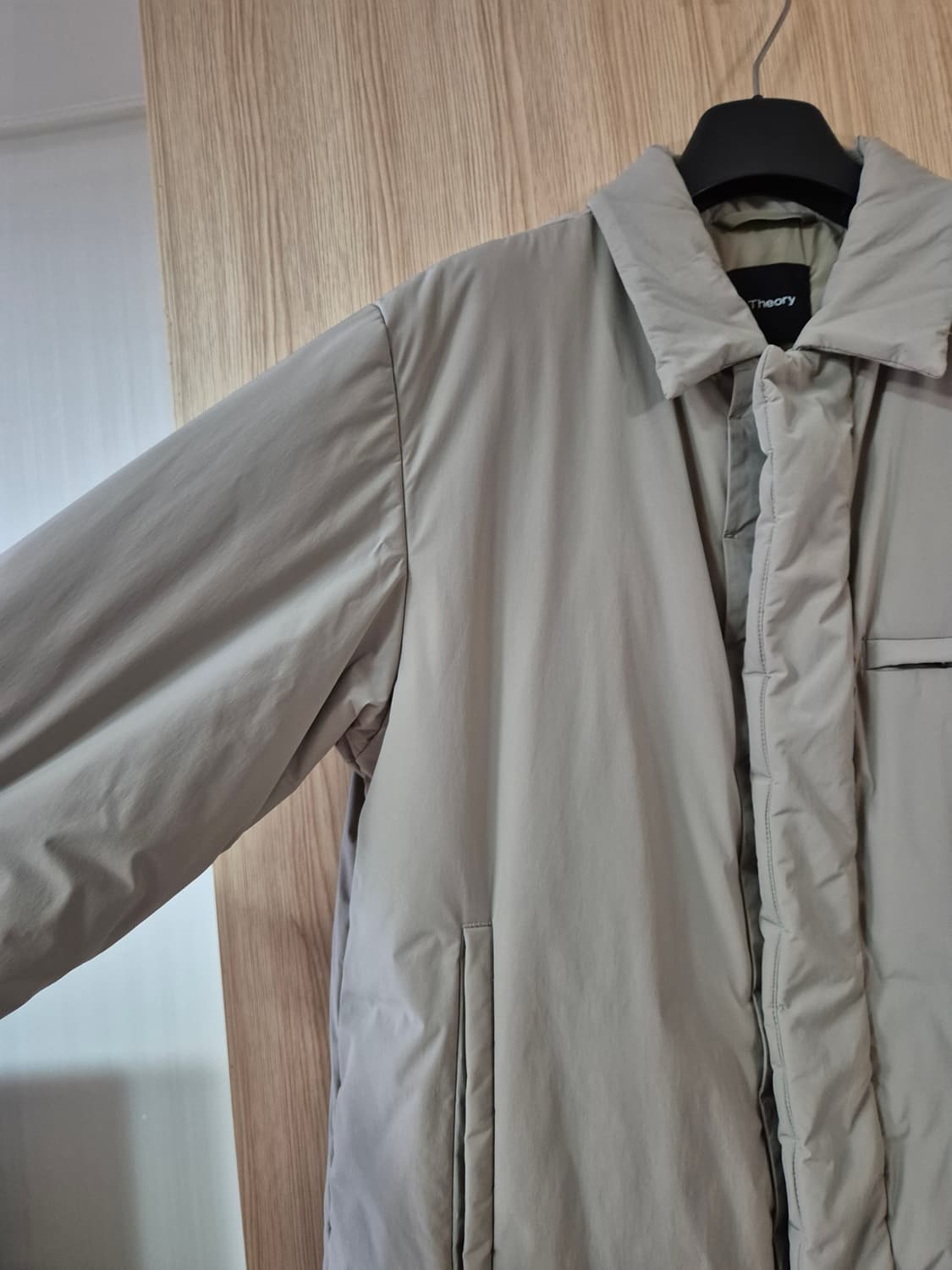 띠어리 다운패딩M 상품이미지3