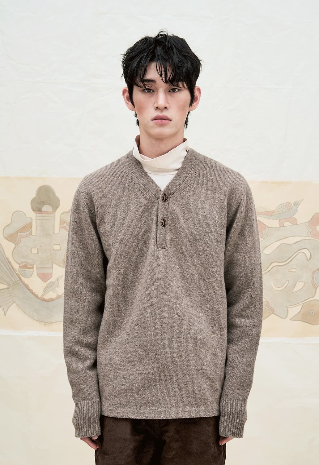 [2] 자고류 홀가먼트 울 니트 헨리넥 베이지 상품이미지3