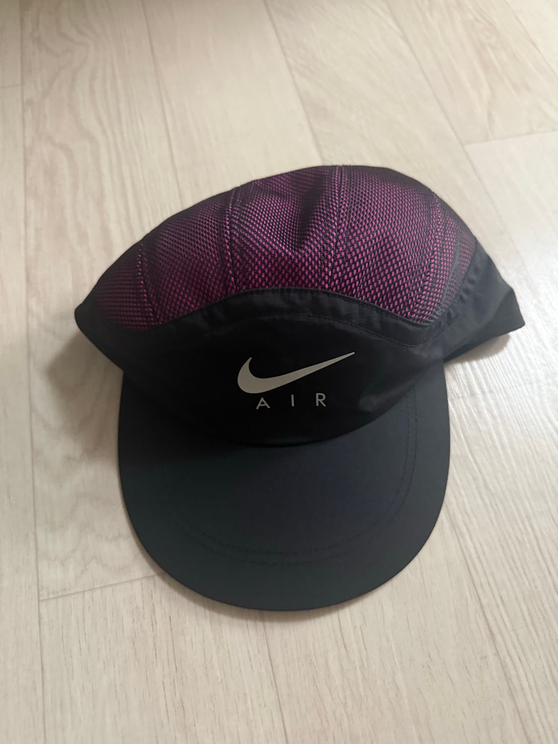 슈프림 x 나이키 트레일 러닝 햇 핑크 - 17FW 상품이미지2