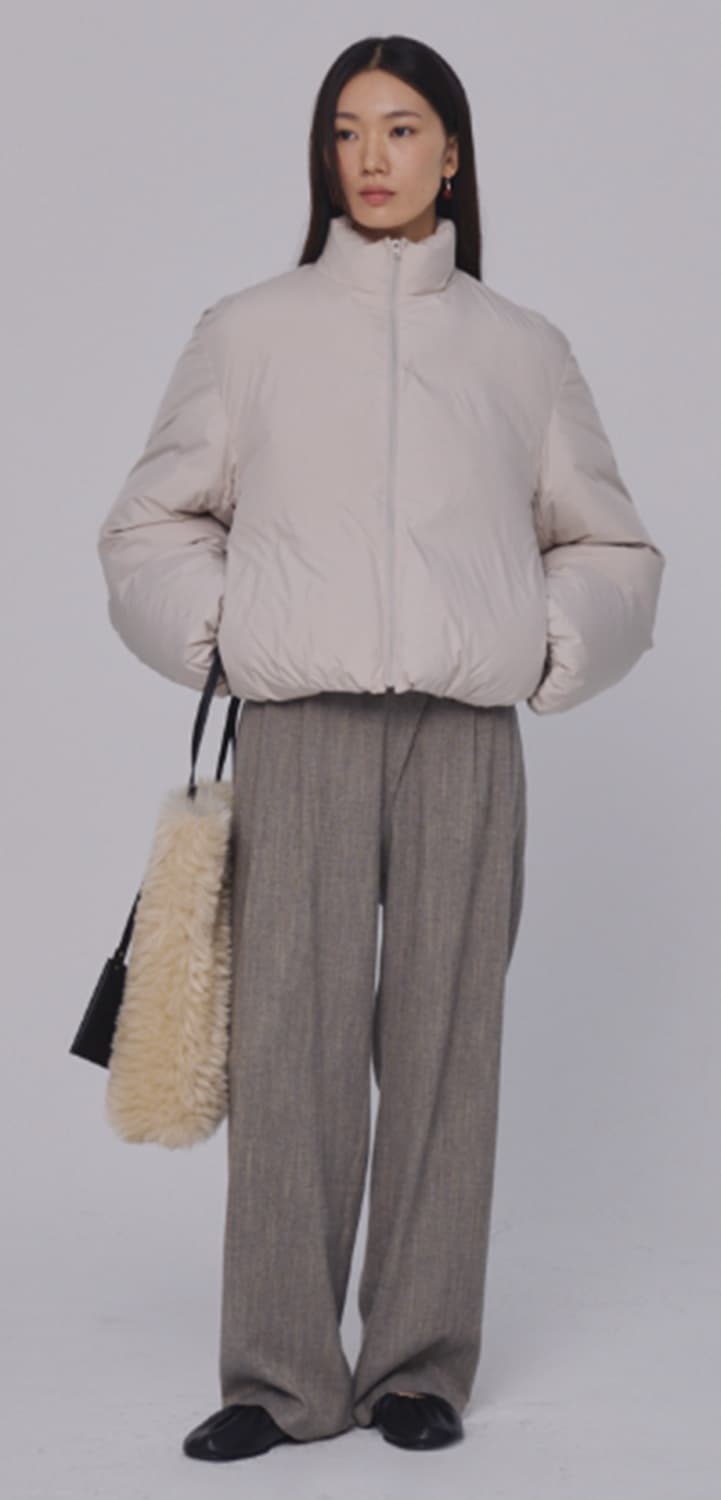 아모멘토 크롭 다운 푸퍼 패딩 상품이미지2