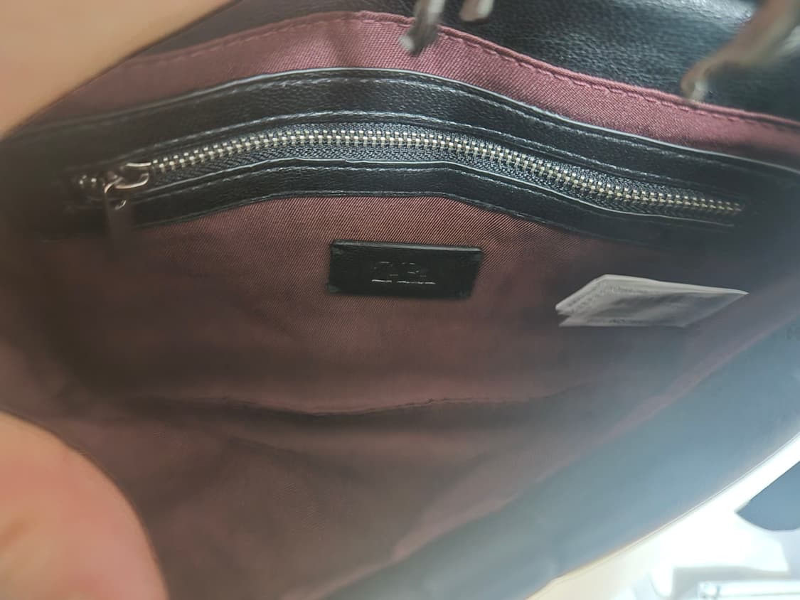 자라 참 퀼링 숄더크로스백 상품이미지4