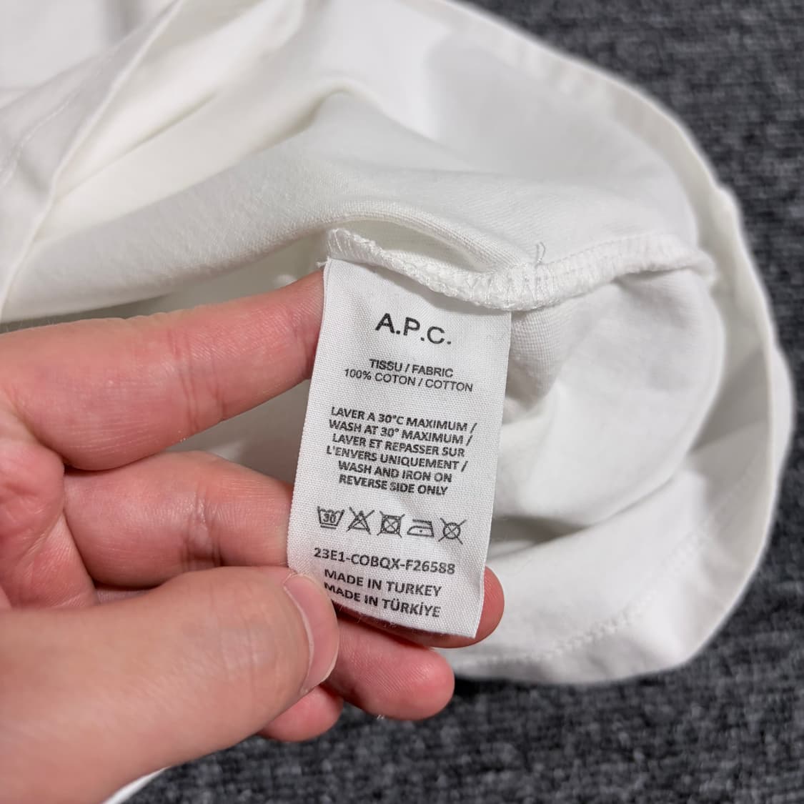 아페쎄 반소매 반팔티 상품이미지4