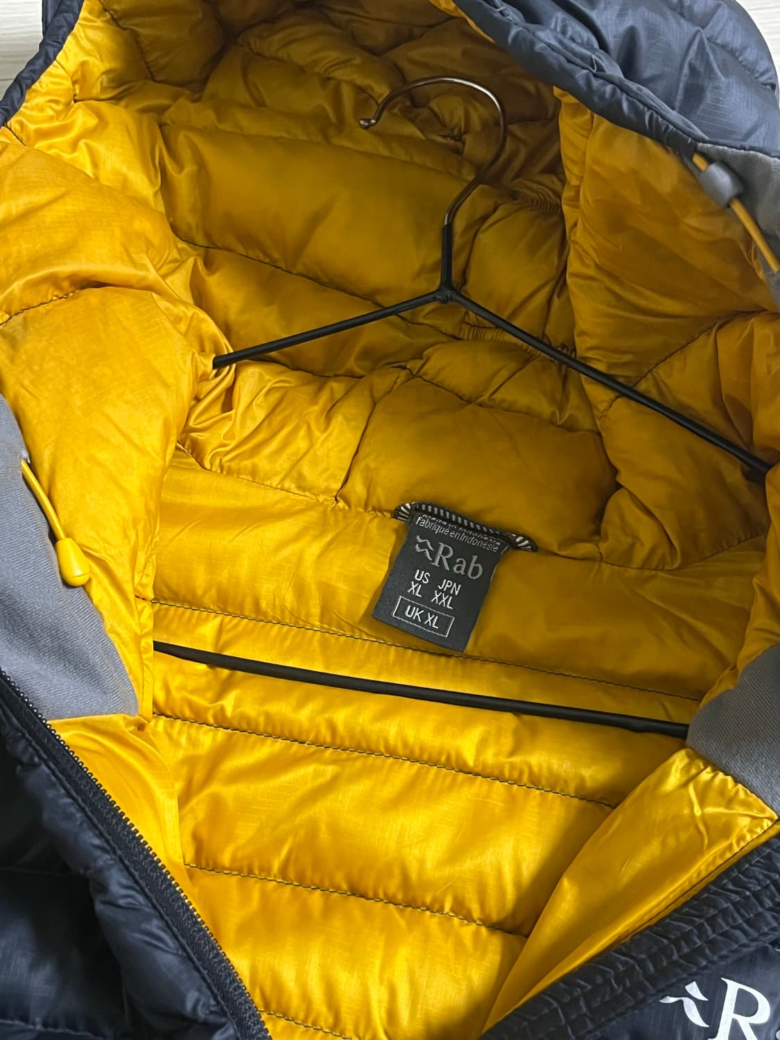 rab 경량패딩 벨루가 xl 상품이미지4