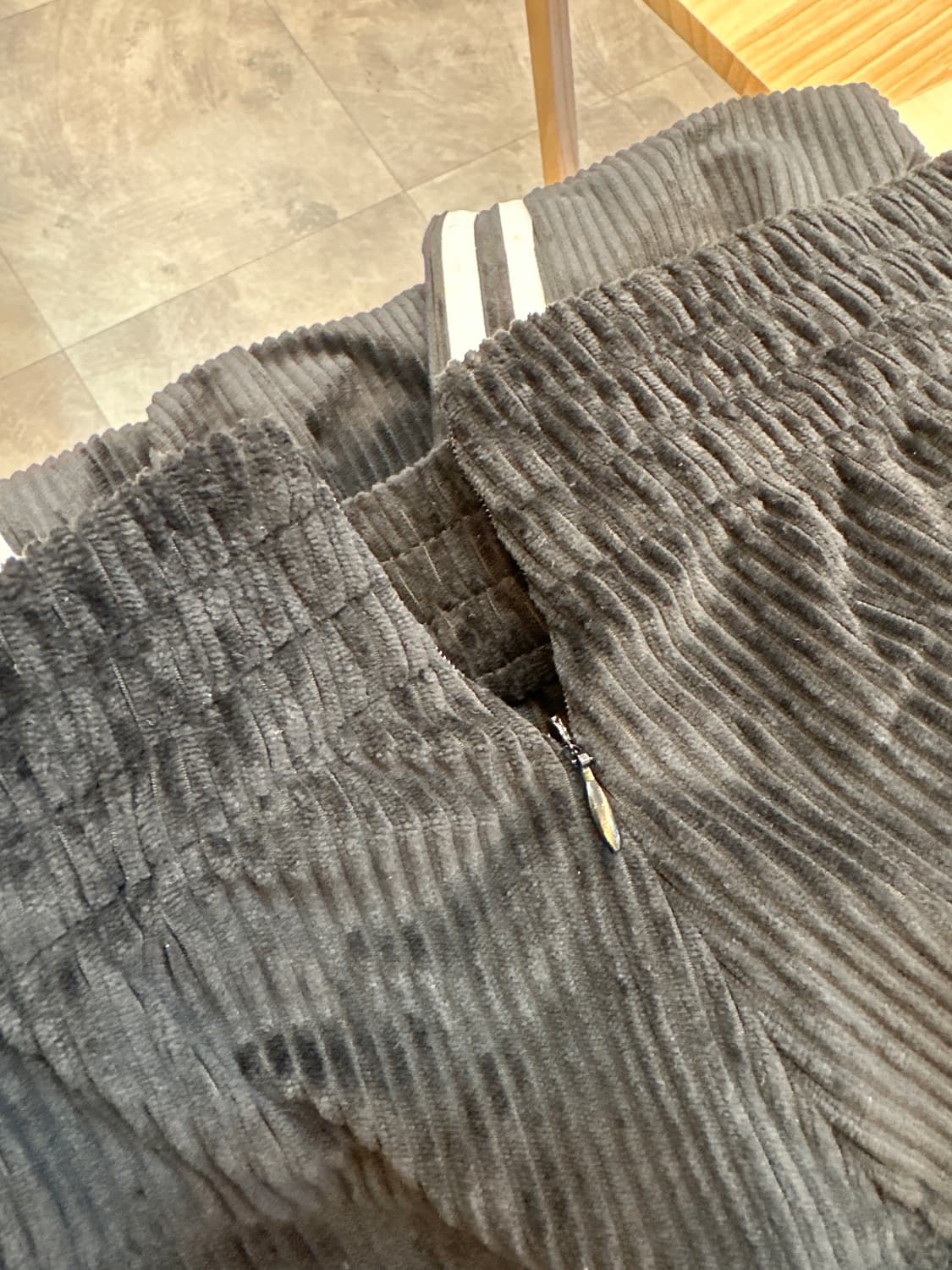 L) 아디다스 코듀로이 골덴 블랙 부츠컷 트랙 팬츠 상품이미지6