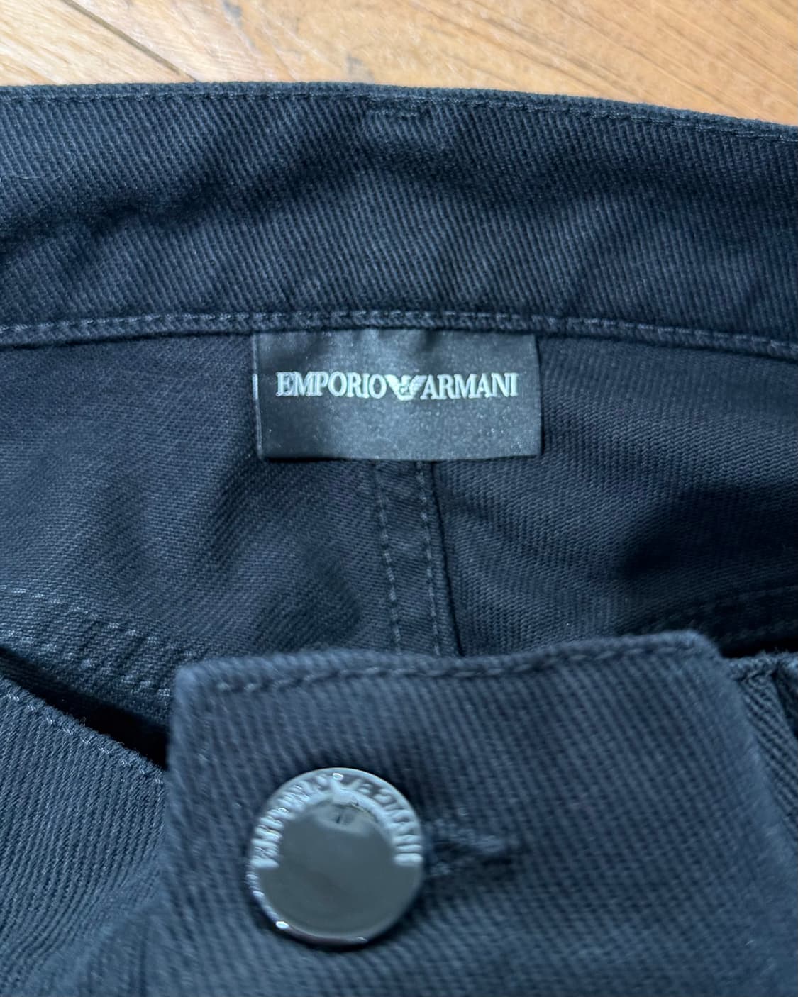엠포리오 아르마니 블랙 자수 스트레이트 진 상품이미지8