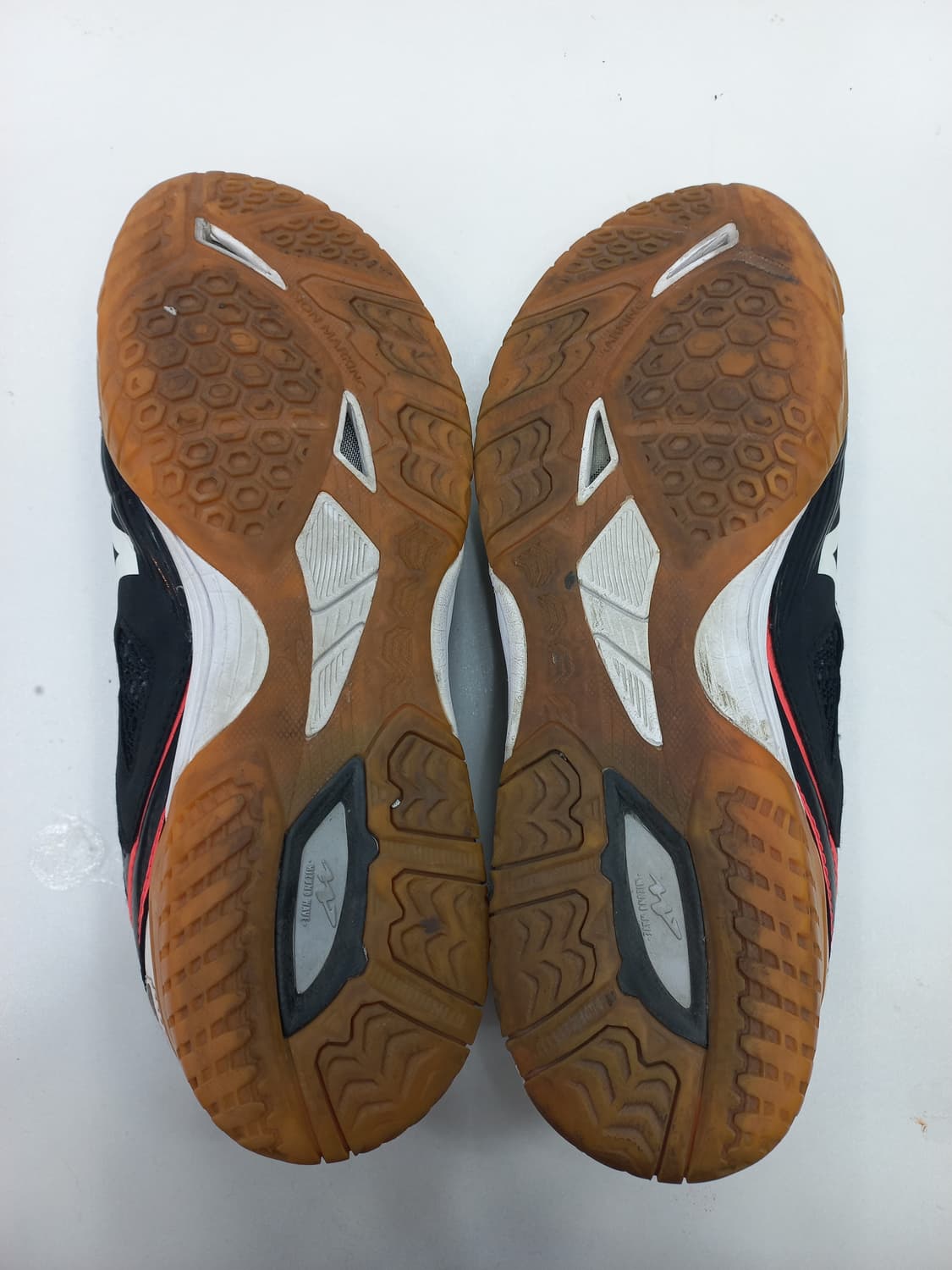 미즈노 웨이브 메달 배드민턴화 탁구화 275mm 상품이미지2