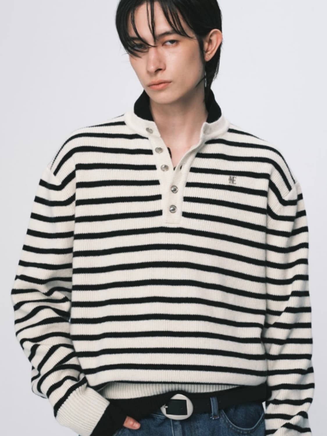 [M] 노이스 스트라이프 헨리넥 니트 상품이미지1