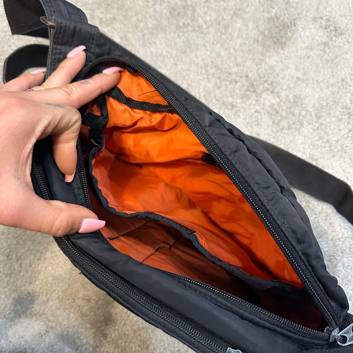 포터 요시다 포터 탱커 블랙 숄더백L 상품이미지8