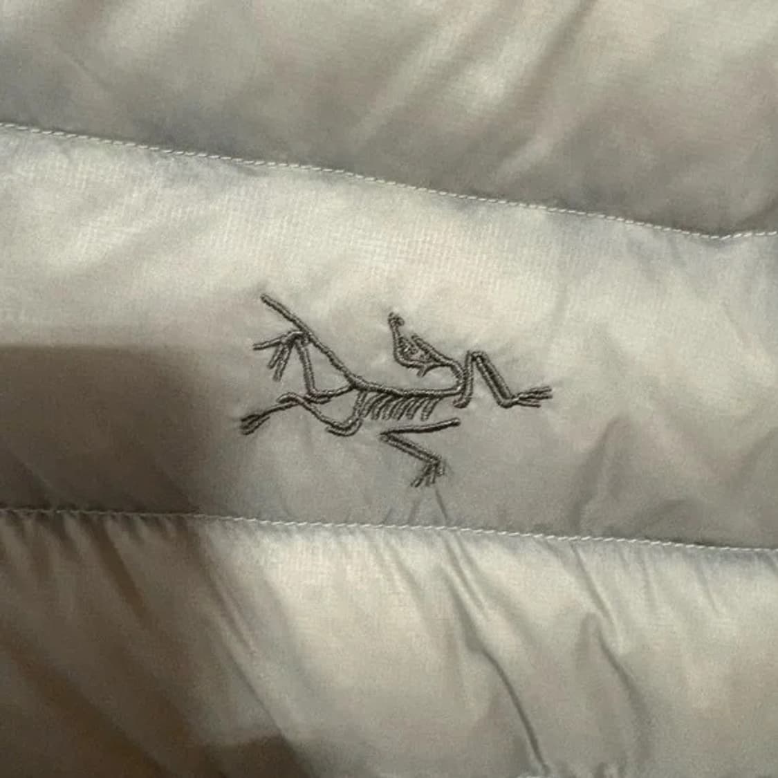 L 새상품 아크테릭스 세륨 후디 해비타트 헤비타트 패딩 자켓 그레이 상품이미지3