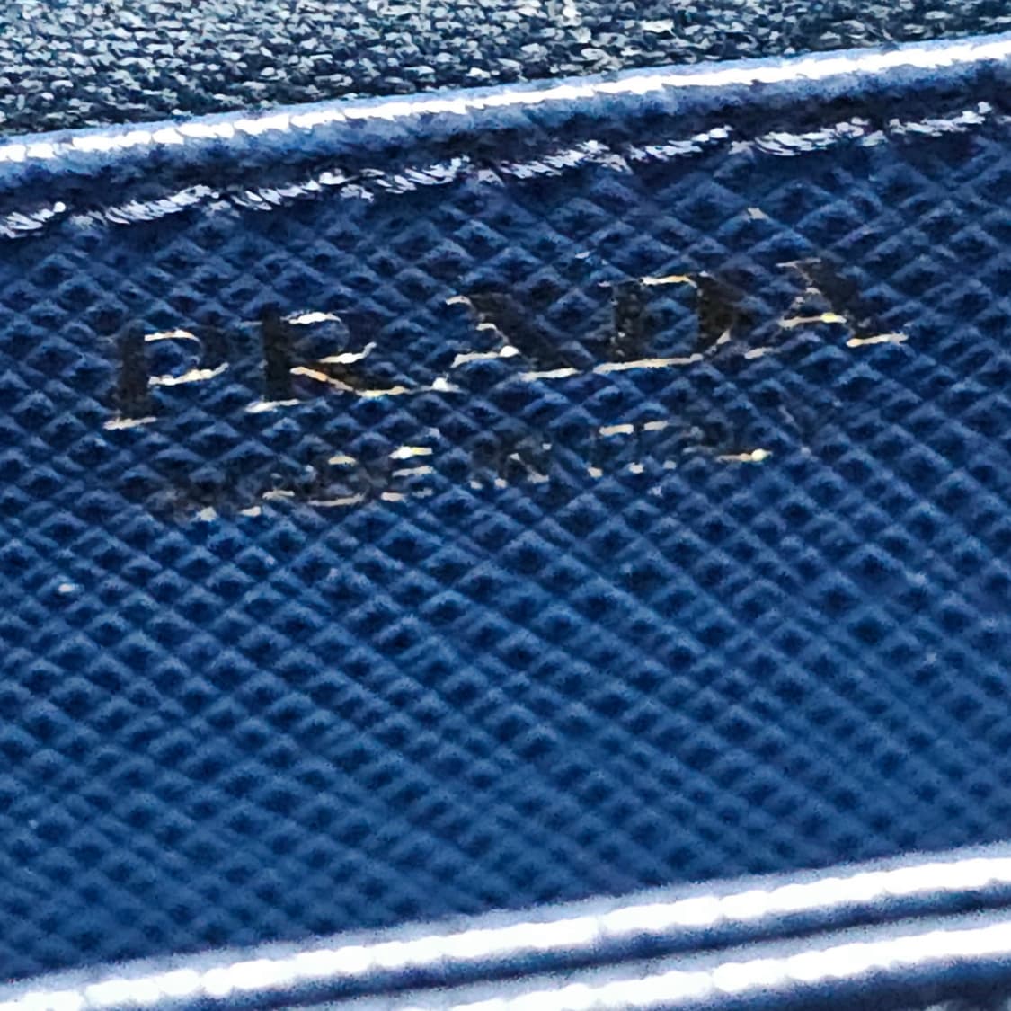 프라다 사피아노 샤인 장지갑 블루 상품이미지4