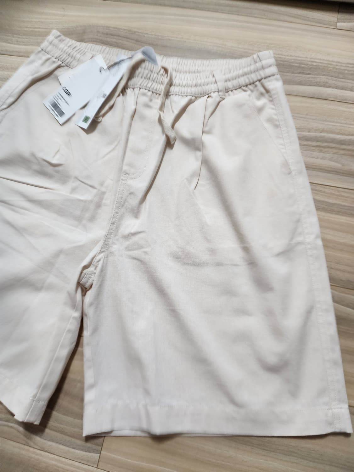 코드그라피딥원턱버뮤다린넨반바지L 상품이미지2