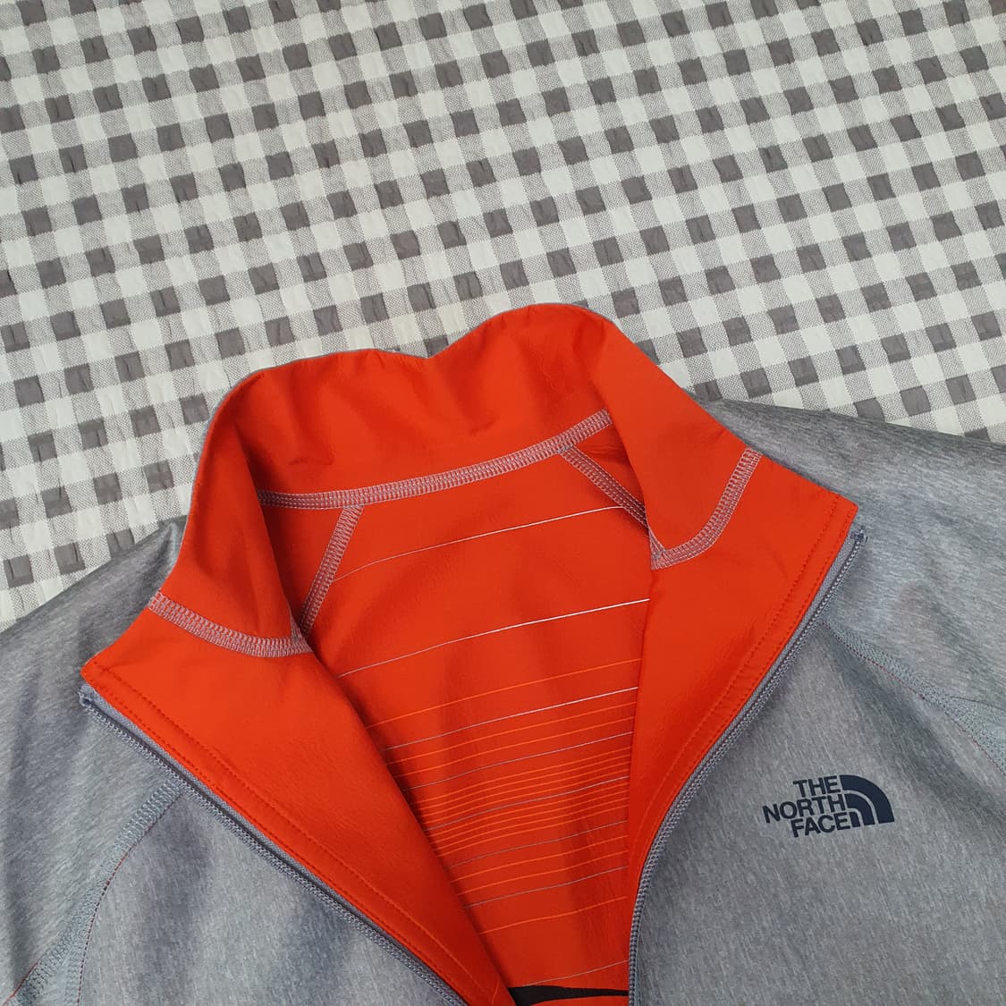 노스페이스 양면 얇은 바람막이 자켓 남자95 상품이미지2