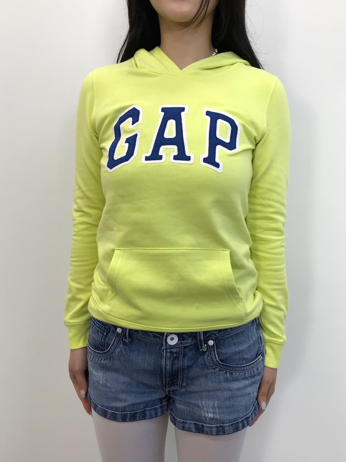 Gap Neon Logo Hoodie 상품이미지3